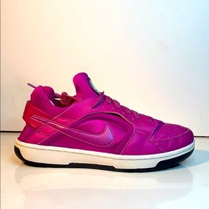 Women’s Rare 2009 Nike Huarache Dance Low